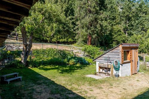 6302 Marsden Road, Nelson, BC - Outdoor