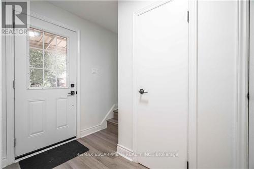 27 East 26Th Street, Hamilton (Eastmount), ON - Indoor Photo Showing Other Room