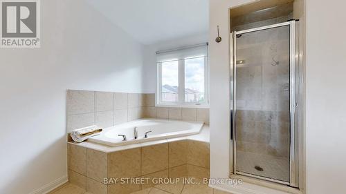 76 Roelfson Drive, Hamilton (Meadowlands), ON - Indoor Photo Showing Bathroom