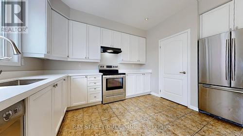 76 Roelfson Drive, Hamilton (Meadowlands), ON - Indoor Photo Showing Kitchen