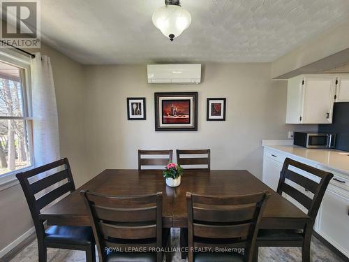 1460 Wallbridge Loyalist Road, Belleville, ON - Indoor Photo Showing Dining Room