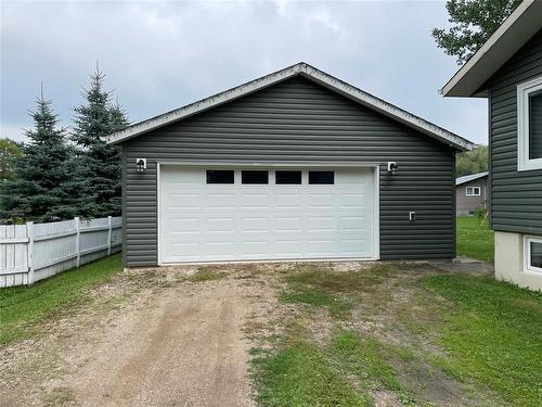 920 Burrows Road, Mccreary, MB - Outdoor With Exterior