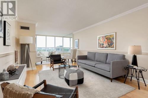 1505 - 65 Spring Garden Avenue, Toronto (Willowdale East), ON - Indoor Photo Showing Living Room