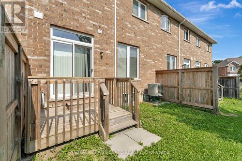 31 - 90 Raymond Road, Hamilton (Meadowlands), ON - Outdoor With Exterior