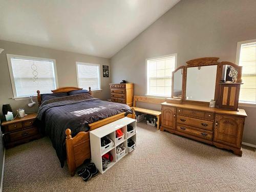 835 303Rd Street, Kimberley, BC - Indoor Photo Showing Bedroom