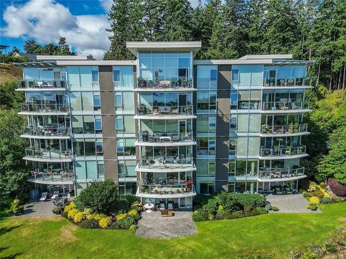 503-738 Sayward Hill Terr, Saanich, BC - Outdoor With Balcony