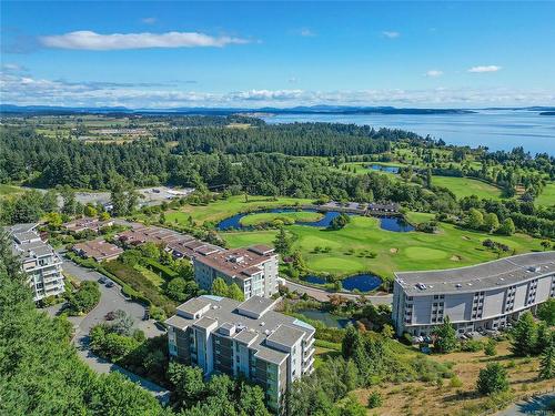 503-738 Sayward Hill Terr, Saanich, BC - Outdoor With View