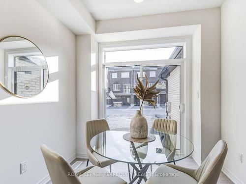 2662 Delphinium Tr, Pickering, ON - Indoor Photo Showing Dining Room