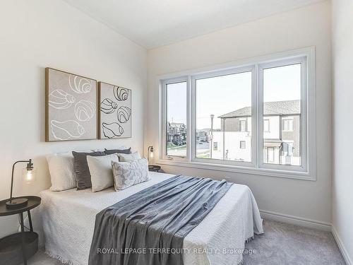 2662 Delphinium Tr, Pickering, ON - Indoor Photo Showing Bedroom