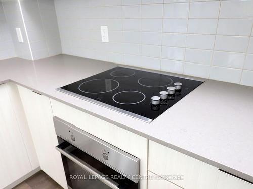 509-2489 Taunton Rd, Oakville, ON - Indoor Photo Showing Kitchen