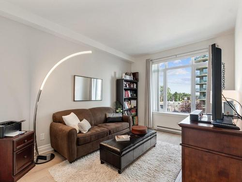 Bedroom - 307-20 Rue Des Émeraudes, Repentigny (Repentigny), QC - Indoor Photo Showing Living Room