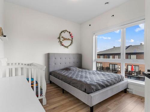 Bedroom - 303-3865 Rue Emma-Collin, Longueuil (Saint-Hubert), QC - Indoor Photo Showing Bedroom