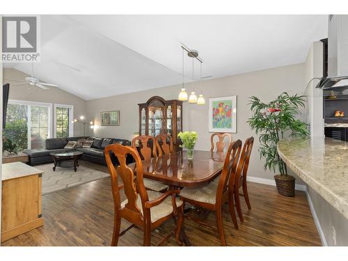 3775 Springbrook Road Unit# 18, Kelowna, BC - Indoor Photo Showing Dining Room