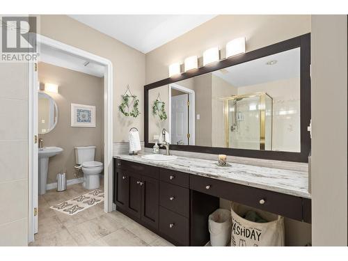 3775 Springbrook Road Unit# 18, Kelowna, BC - Indoor Photo Showing Bathroom