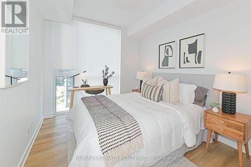 901 - 5180 Yonge Street, Toronto (Willowdale West), ON - Indoor Photo Showing Bedroom