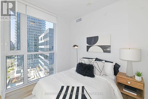 901 - 5180 Yonge Street, Toronto (Willowdale West), ON - Indoor Photo Showing Bedroom