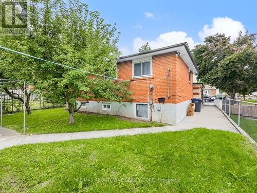 39 Northwood Drive, Brampton, ON - Outdoor