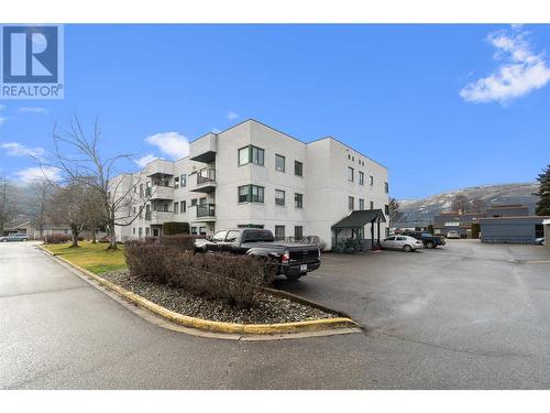 851 5 Avenue Sw Unit# 304, Salmon Arm, BC - Outdoor