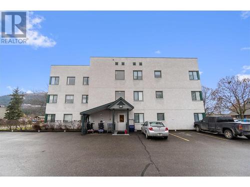 851 5 Avenue Sw Unit# 304, Salmon Arm, BC - Outdoor