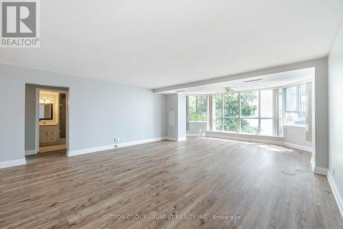 405 - 5280 Lakeshore Road, Burlington, ON - Indoor