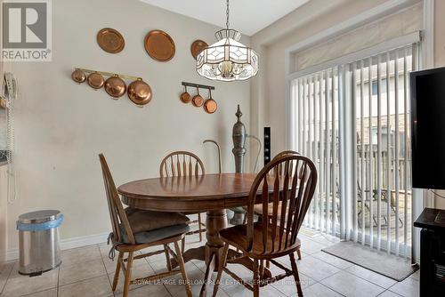 5293 Picketts Way, Burlington (Orchard), ON - Indoor Photo Showing Dining Room