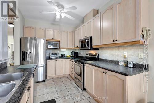 5293 Picketts Way, Burlington (Orchard), ON - Indoor Photo Showing Kitchen With Double Sink