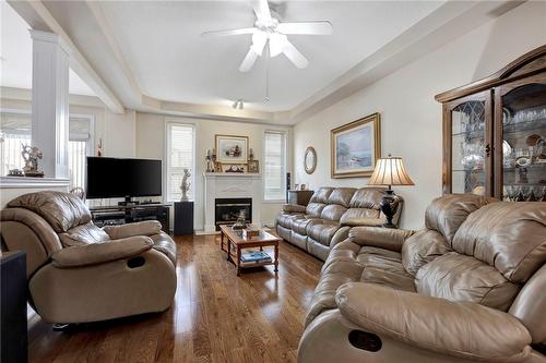 5293 Picketts Way, Burlington, ON - Indoor Photo Showing Living Room With Fireplace