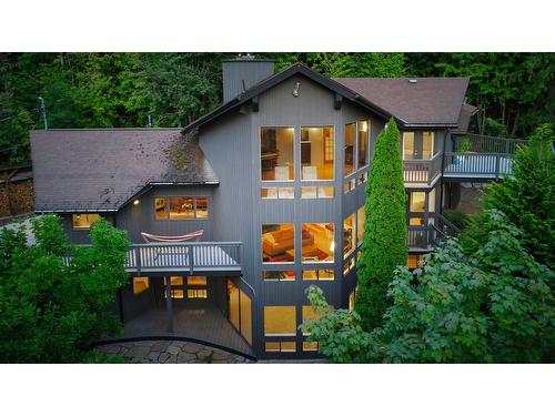 802 Richards Street, Nelson, BC - Outdoor