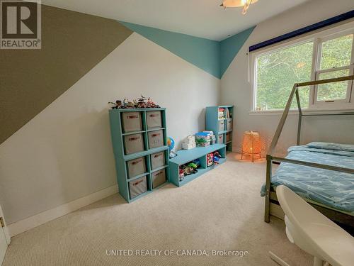 178 Three Valleys Drive, Toronto (Parkwoods-Donalda), ON - Indoor Photo Showing Bedroom