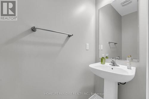 1214 Sweetfern Crescent, Milton (Ford), ON - Indoor Photo Showing Bathroom