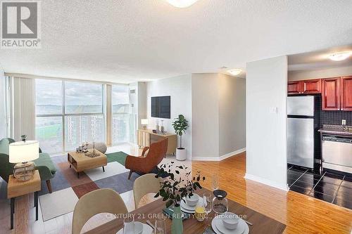 1002 - 25 Trailwood Drive, Mississauga (Hurontario), ON - Indoor Photo Showing Other Room