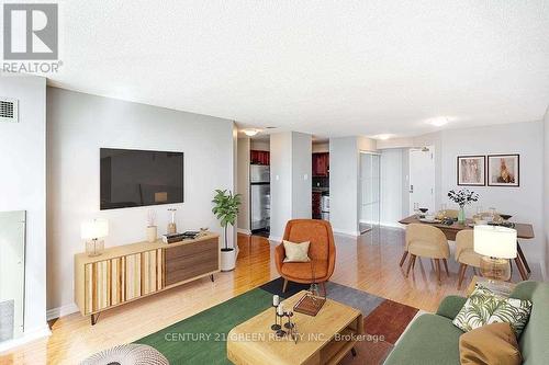 1002 - 25 Trailwood Drive, Mississauga (Hurontario), ON - Indoor Photo Showing Living Room