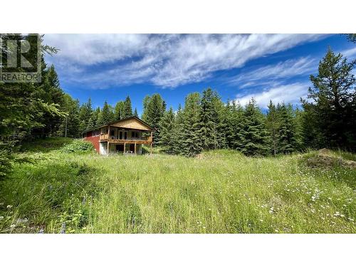 8043 Hansen Road, 100 Mile House, BC - Outdoor