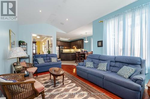 4 Pasadena Avenue, Brampton (Bram East), ON - Indoor Photo Showing Living Room