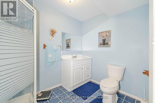 4 Pasadena Avenue, Brampton (Bram East), ON - Indoor Photo Showing Bathroom