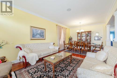 4 Pasadena Avenue, Brampton (Bram East), ON - Indoor Photo Showing Living Room