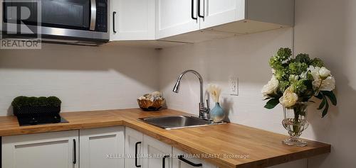 1017 Blythwood Road, London, ON - Indoor Photo Showing Kitchen