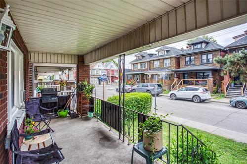 25 Chestnut Avenue, Hamilton, ON - Outdoor