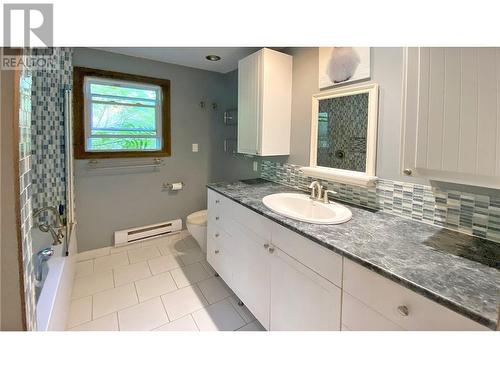 167 Marlbank Road, Tweed, ON - Indoor Photo Showing Bathroom