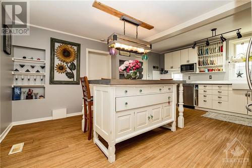 60 Frank Street, Carleton Place, ON - Indoor Photo Showing Kitchen