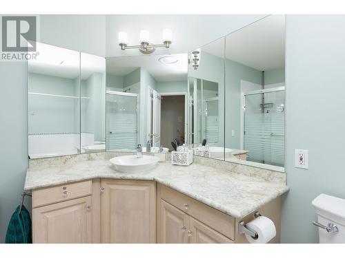 680 Valley Road Unit# 21, Kelowna, BC - Indoor Photo Showing Bathroom