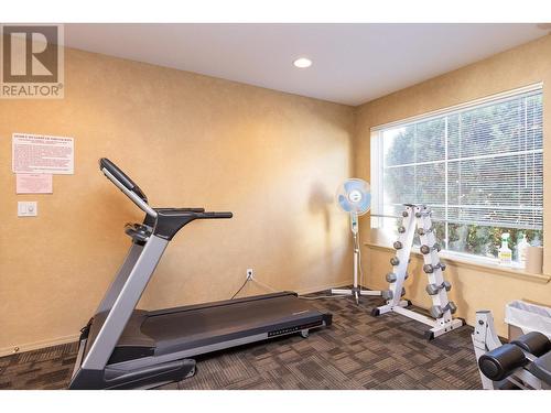 680 Valley Road Unit# 21, Kelowna, BC - Indoor Photo Showing Gym Room