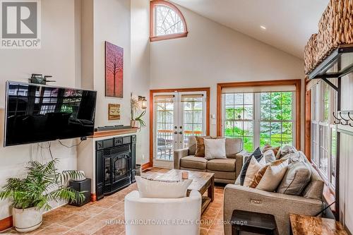 26 Harold Street, Brampton, ON - Indoor Photo Showing Living Room With Fireplace