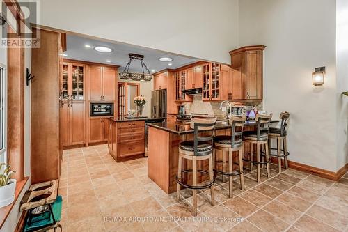 26 Harold Street, Brampton (Downtown Brampton), ON - Indoor Photo Showing Kitchen