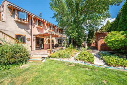 830 Three Mile Road, Penticton, BC - Outdoor