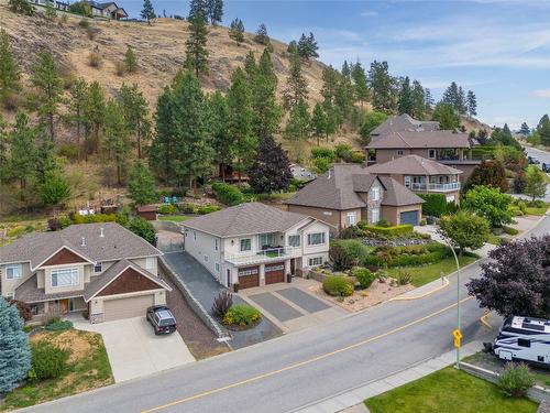 1634 Vineyard Drive, West Kelowna, BC - Outdoor With Facade