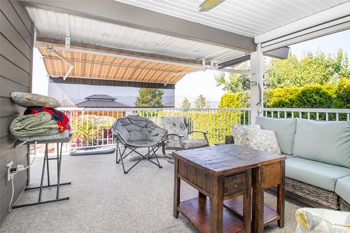 890 Dougall Road, Kelowna, BC - Outdoor With Deck Patio Veranda With Exterior