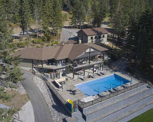 6032 Lynx Drive, Vernon, BC - Outdoor With In Ground Pool