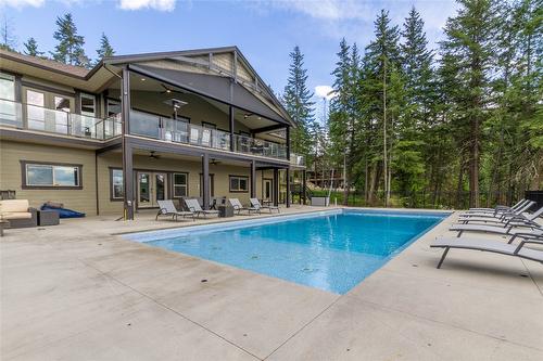 6032 Lynx Drive, Vernon, BC - Outdoor With In Ground Pool