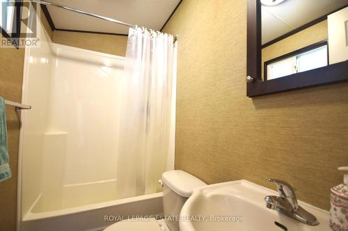 7 Chipewa Trail, Wasaga Beach, ON - Indoor Photo Showing Bathroom